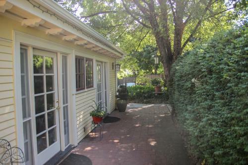 Bed & Breakfast Inn At The Gorge