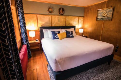 Hotel Anchor Inn Resort