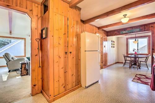 Oceanside Hideaway With Garden - Walk To The Beach!