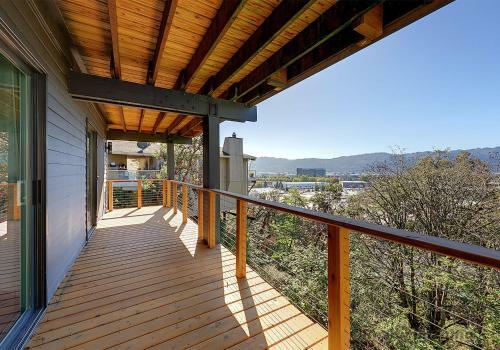 Mid Century Modern With Sweeping Northwest Hills And Sunset Views