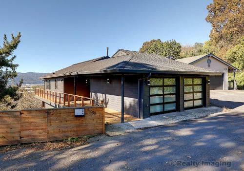 Mid Century Modern With Sweeping Northwest Hills And Sunset Views
