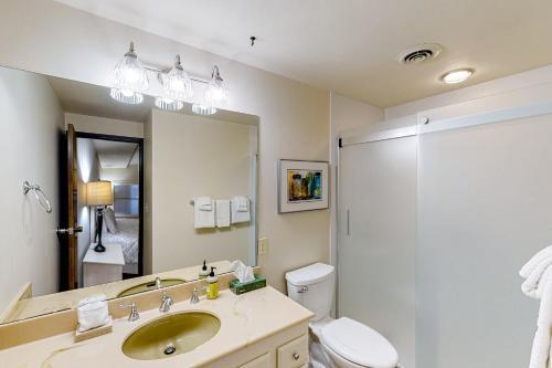 2 Bed 2 Bath Apartment In Sand And Sea Condos