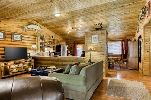 Osprey Cabin