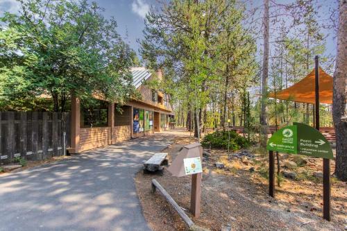 Longwater At Sunriver
