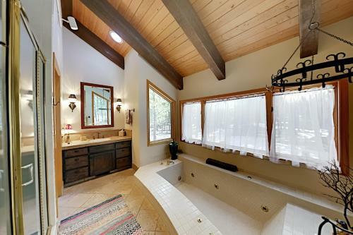 Exceptional Vacation Home In Sisters Home
