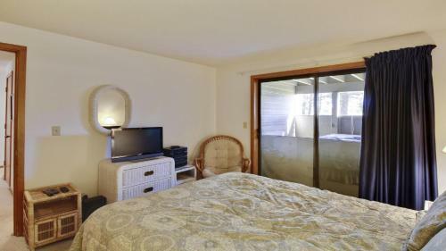 Fairway Village 32