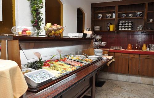 Hostal Hotel Gasthof Torwirt