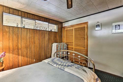 Beach Lake Cabin On Delaware River With Sunroom!