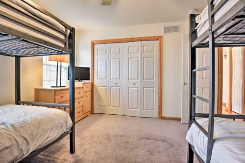 Poconos Home With Game Room, Fireplace, Deck And Hot Tub!
