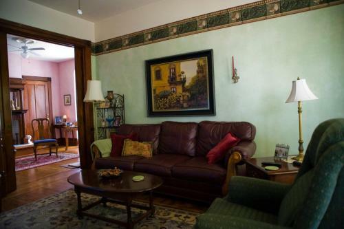 Bed & Breakfast Ottaway Inn Llc