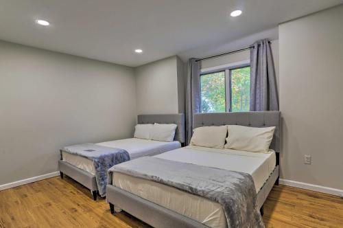 Modern Bushkill Home With Deck - 7 Mi To Falls!