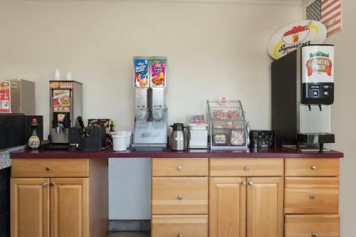Motel Super 8 By Wyndham Harrisburg Hershey West