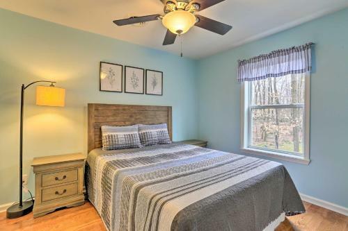 Picturesque Lake Ariel Getaway With Game Room!
