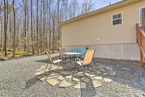 Picturesque Lake Ariel Getaway With Game Room!