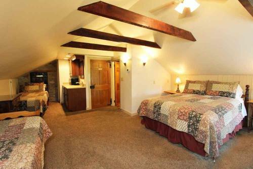Rocky Acre Farm Bed & Breakfast