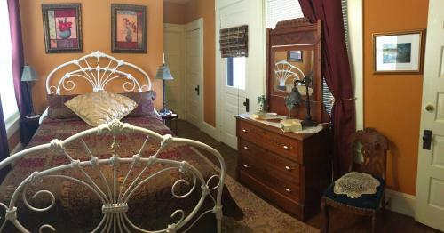 Manheim Manor Bed & Breakfast