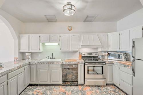 Quiet Long Pond Home On 1 Acre With Deck And Patio!