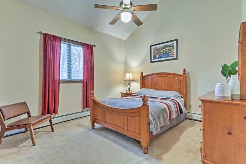 Rustic Lake Harmony Home With Deck And Wooded Views!