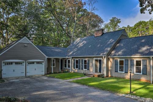 Renovated Lakefront Home With Dock - 11 Mi To Clemson