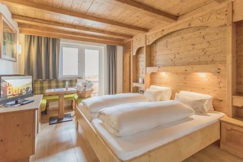 Hotel Alpengasthof Hohe Burg