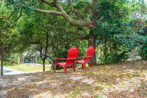 808 E Ashley - The Board And Batten - 3 Bedrooms Near Ocean