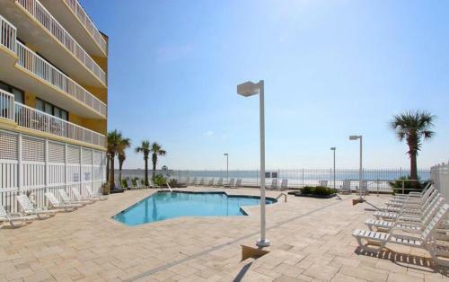 Charleston Oceanfront Villa 114 - By The Sea