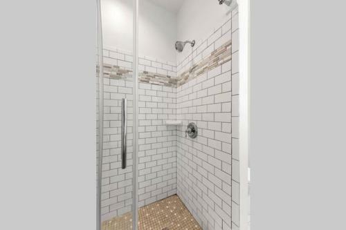 1120 E Arctic Ave - Neptune's Folly - Ocean View