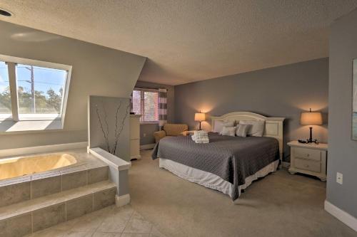 Apartamento Colorful Condo Steps To Harbor And Beach Access!