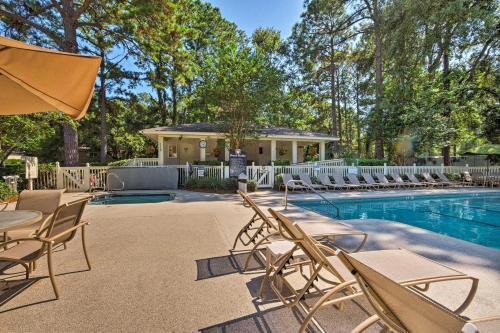 Apartamento Hilton Head Condo With Pool Access - 0 4 Mi To Beach