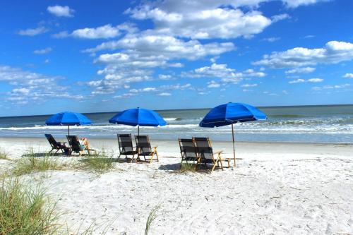Ocean Cove 826