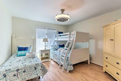 Hilton Head Hideaway - Walk To Beach And Golf Club!