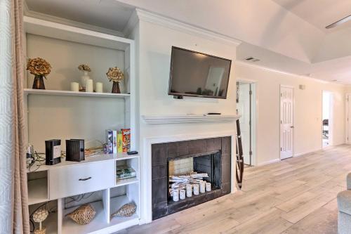 Hilton Head Hideaway - Walk To Beach And Golf Club!