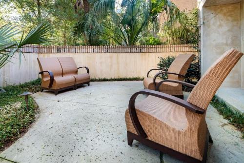 5518 Cypress Point