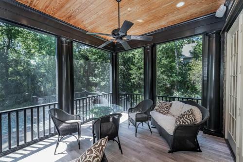 162 Surfsong Road