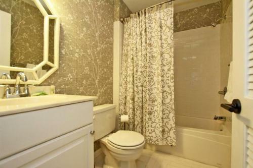 7 Edgewater Ally