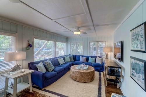 35 Twin Oaks