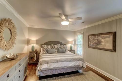 35 Twin Oaks