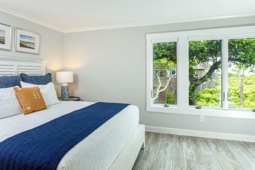 4304 Windswept Villa