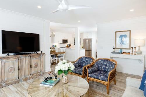 4304 Windswept Villa