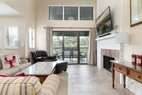 4586 Parkside Villa