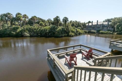 4586 Parkside Villa