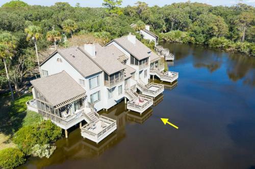 4586 Parkside Villa