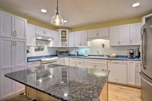 Updated Kiawah Island Cottage Walk To Pool And Beach