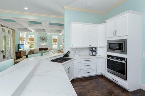 302 Ocean Oaks Court