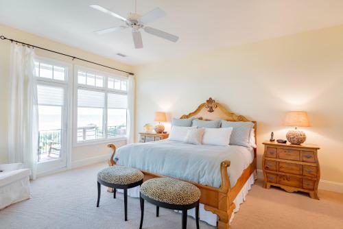 100 Surfsong Road