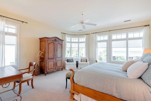 100 Surfsong Road