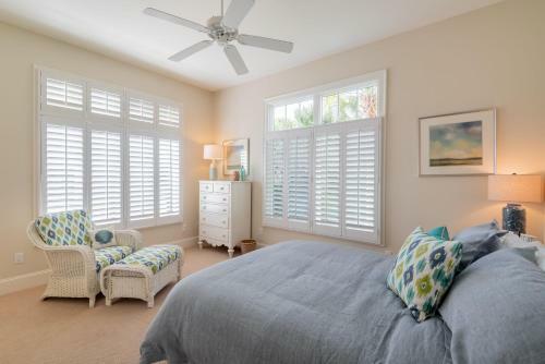 100 Surfsong Road