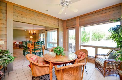 4983 Turtle Point Villa
