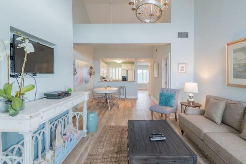 4436 Windswept Villa