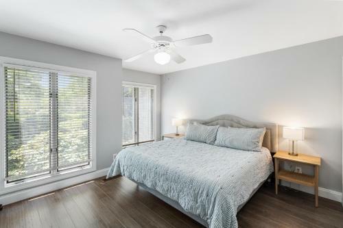 4523 Parkside Villa